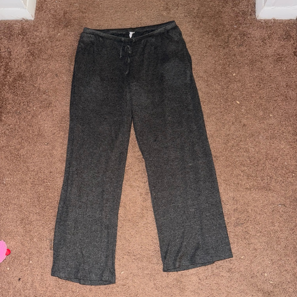 Hollister medium soft grey sweatpants